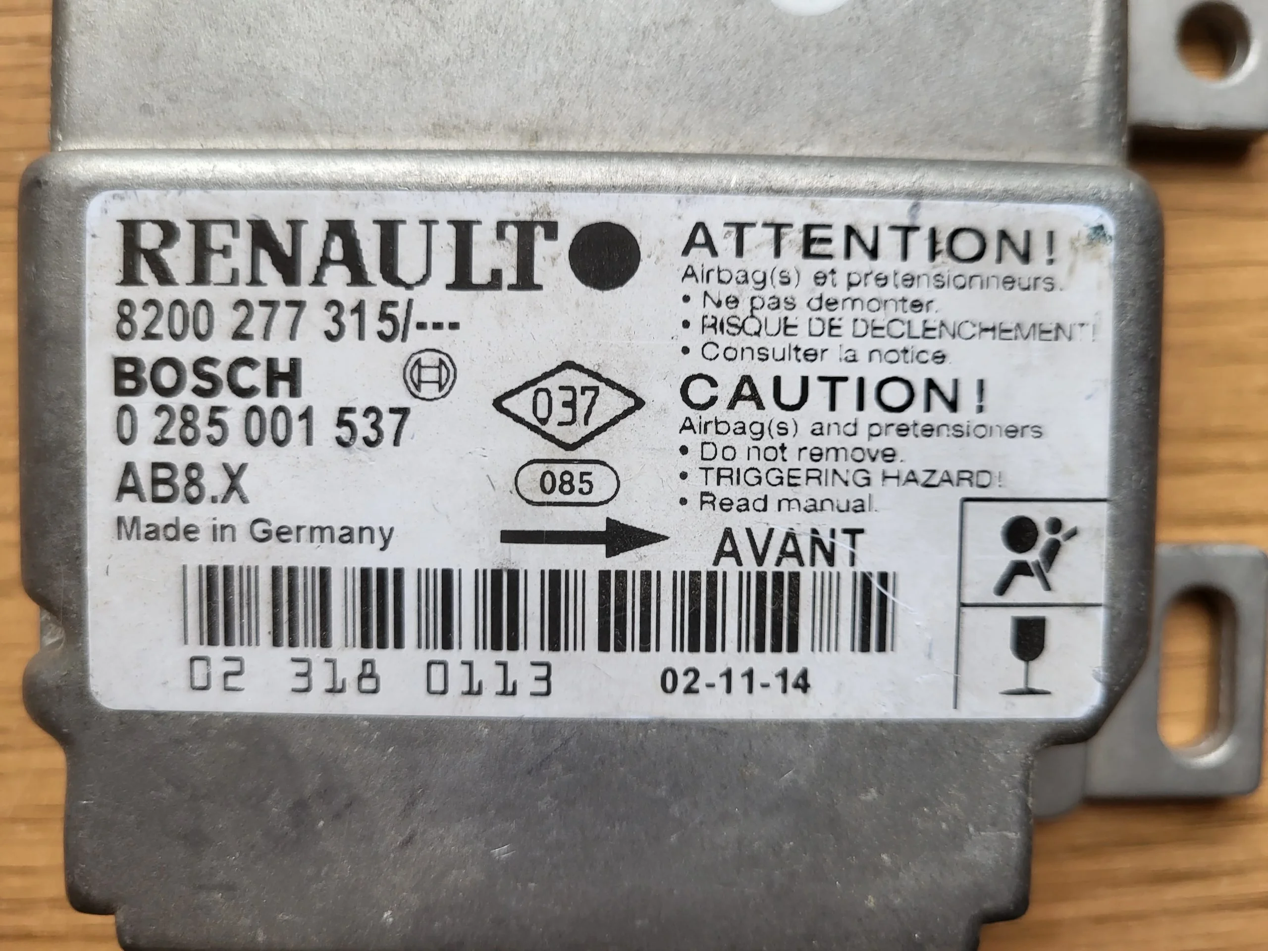 8200277315 0285001537 Centralita Airbag Bosch Renault Clio